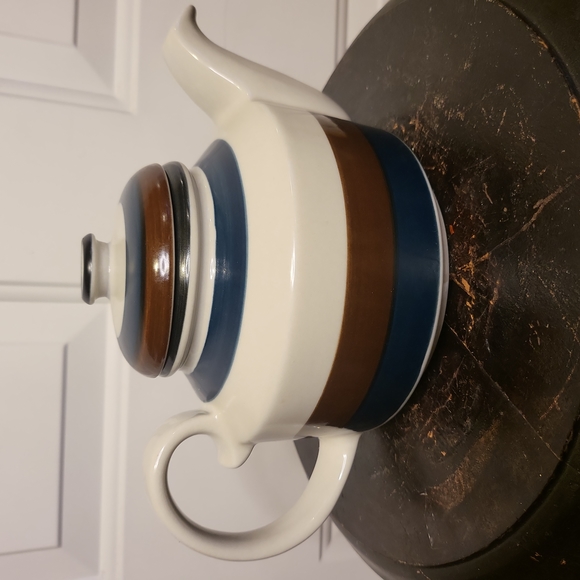 Vintage Arabia Finland Ulla Procop-Nyman Kiara Ceramic Teapot 🫖 - Picture 3 of 9